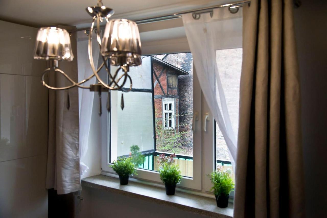 Stay Hip In Vibrant Centrally Located Apartment In Old Town Gdańsk Extérieur photo