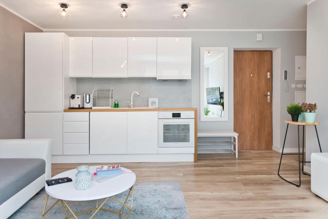 Stay Hip In Vibrant Centrally Located Apartment In Old Town Gdańsk Extérieur photo