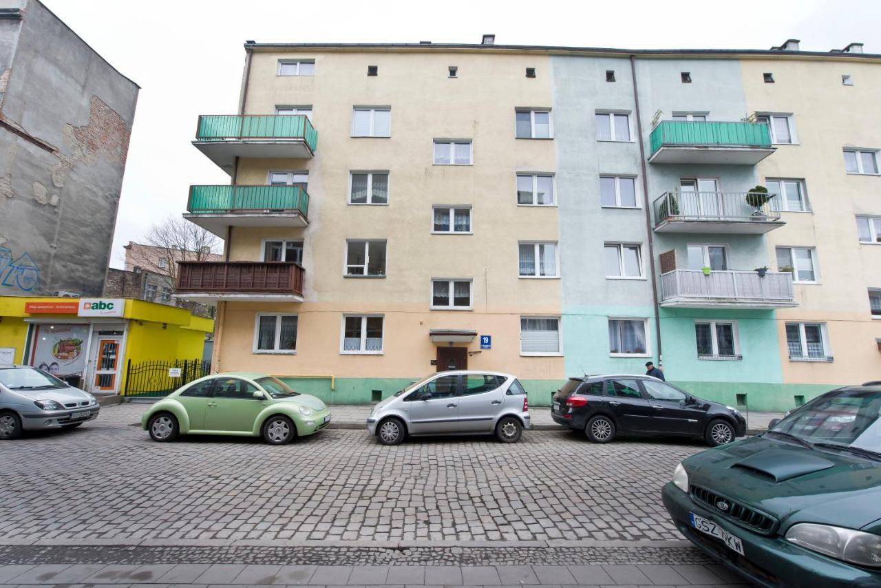 Stay Hip In Vibrant Centrally Located Apartment In Old Town Gdańsk Extérieur photo
